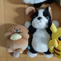 ぬいぐるみ　ピカチュウ、他の画像