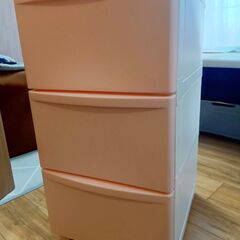 【値下げ500円→300円】ニトリ購入品　プラスチック衣類収納棚3段