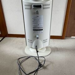 カーボンヒーター（YAMAZEN）の画像