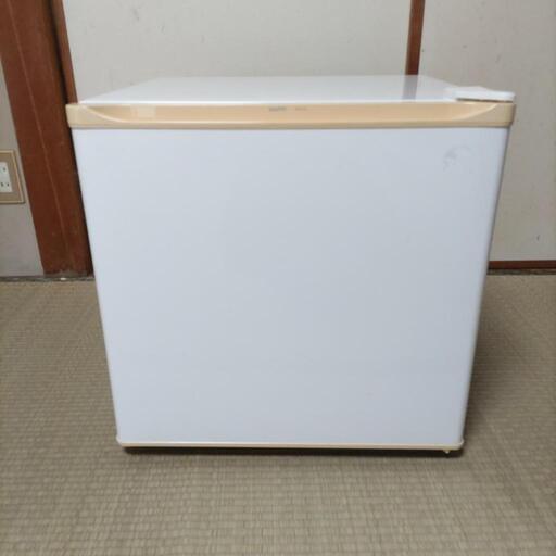 小型冷蔵庫