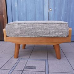 unico(ウニコ) ALBERO(アルベロ)シリーズ オットマンです！コンパクト