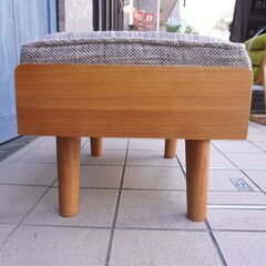 unico(ウニコ) ALBERO(アルベロ)シリーズ オットマンです！コンパクト