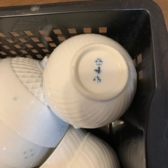 お話中　無料　蛍透かし？　お茶碗、お湯呑みの画像