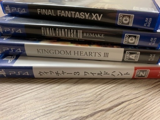 PS4 プレステ4 箱付き+ソフト4本