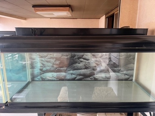 水槽120cmと90cmの2セットで売ります！