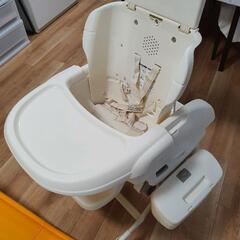 【おまけ有·値段交渉可】コンビ　ネムリラ　電動　ホワイトの画像