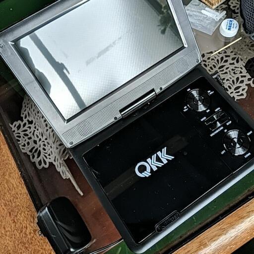 ポータブル　DVD SD USB プレイヤー