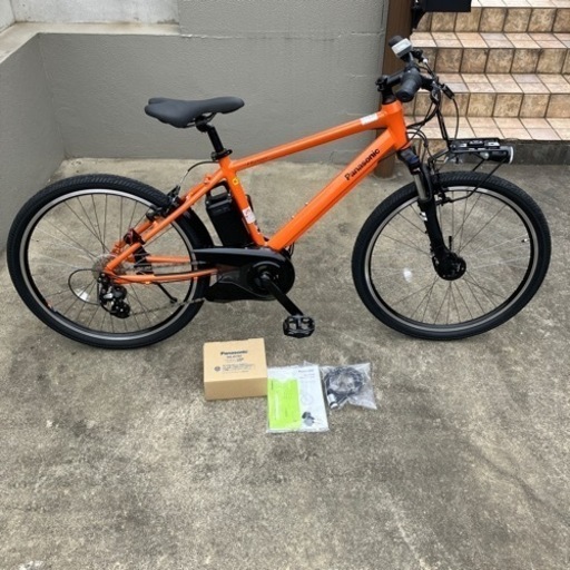 ほぼ新品とまではいきませんがきれいです。パナソニック　ハリヤー　オレンジ　20年12月購入