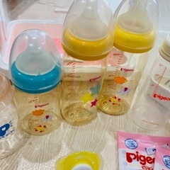 哺乳瓶、哺乳瓶ケース、レンジ消毒器、おしゃぶりなどの画像
