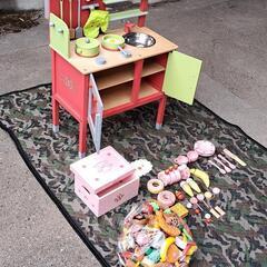 値下げします　トイザらス　ジャノー製　木製ビストロキッチン　マザーガーデンのスイートカフェリボン木製トイ　その他食材の画像