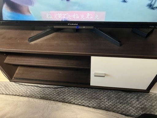 テレビ台