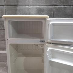 88L冷蔵庫 (株)ユーイング製 (稼働確認済)の画像