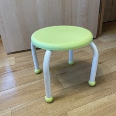 小さな台の画像