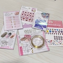ネイル　ストーン、パーツ、シール、ミラーパウダーの画像