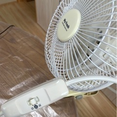 【取引中】クリップ扇風機［18㎝］TLF-18CL10 ホワイト 壁掛け兼用タイプの画像