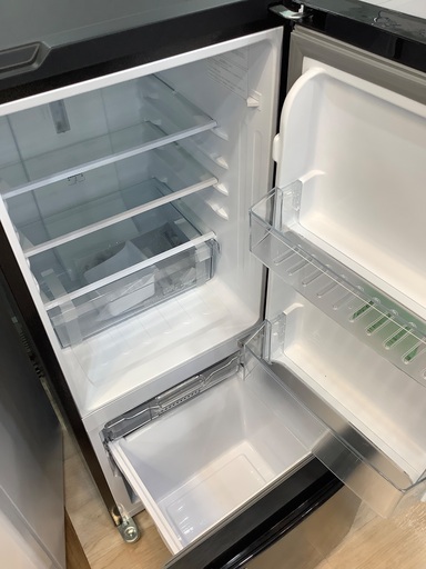 2ドア冷蔵庫 HR-D15CB Hisense 2021年製 150L(キズ凹み有) 入荷致しました！