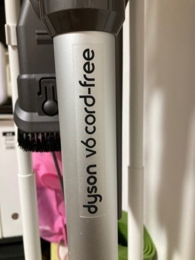 【受渡予定者決定】dyson v6 コードレス掃除機