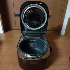 IH炊飯ジャー5.5合炊き　2017年パナソニック製の画像