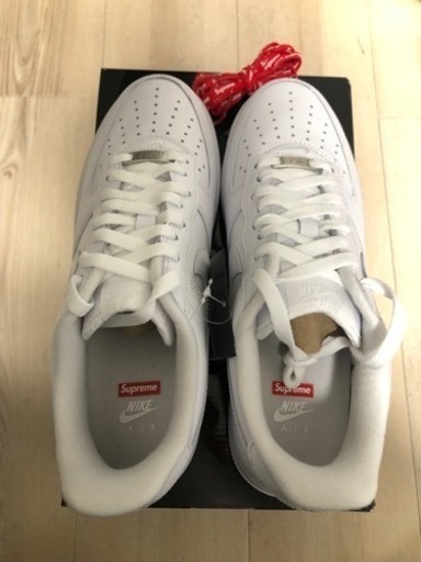 Supreme NIKE エアフォース1 ホワイト　26.5cm