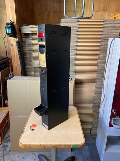 両替機 1000円→100円✖️10枚 廉価
