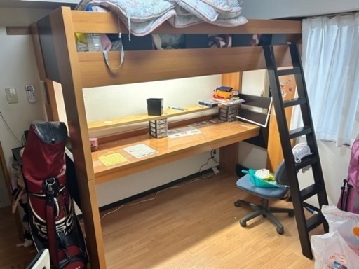 ☆ロフトベッド☆照明、2口コンセント付き☆