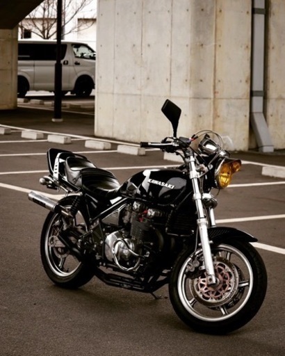 Kawasakiゼファー400