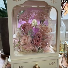 【買取決定】リングピロー 小物入 プリザーブドフラワー 造花 ピ...