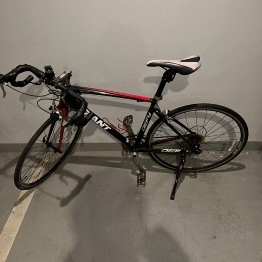 ジャイアント　giant defy ロードバック　自転車