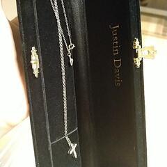 ★配送料無料★ジャスティン デイビス　ネックレスの画像