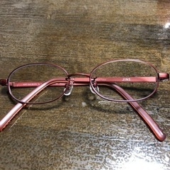 JiNS 子供メガネの画像
