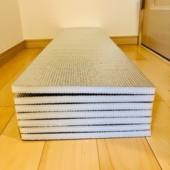 【中古】【早い者勝ち】キャンプ　折りたたみ　銀マット　アルミマットの画像