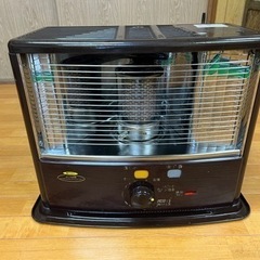 石油ストーブ　2013年製