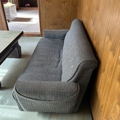 古いソファです。
