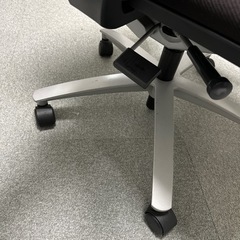 オフィス椅子の画像