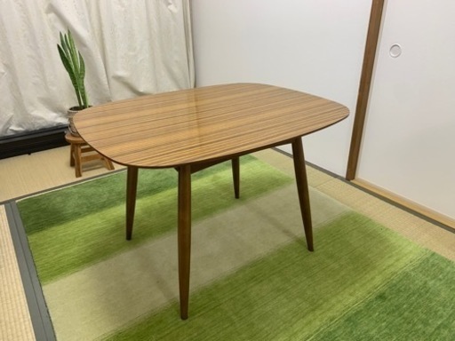 カリモク60 Dテーブル