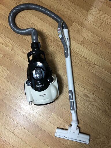 【受付終了】【美品】 掃除機　SHARP　シャープ サイクロン　コード式 キャニスター お手入れ簡単 ベージュ EC-CT12