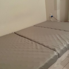 ダブル　マットレスの画像