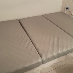 ダブル　マットレスの画像
