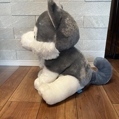 オオカミのぬいぐるみの画像