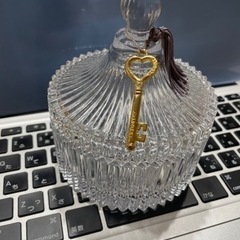 キーモチーフ　ガラスケース