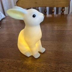 うさぎ　ランプ　インテリアの画像