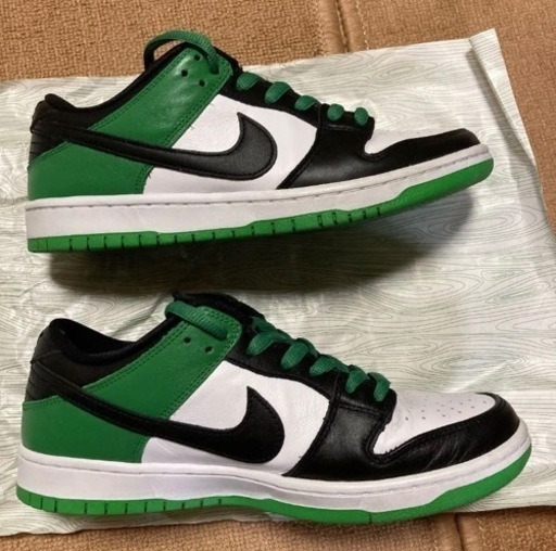 NIKE SB DUNK LOW 