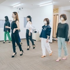 ウォーキングレッスン/姿勢改善/立ち居振る舞いレッスンの画像