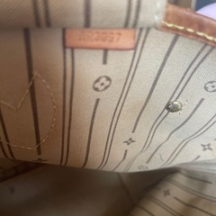 LOUIS VUITTON ルイ・ヴィトン　バックの画像