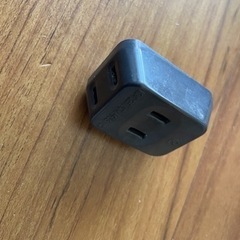 ３分配タップ（黒）の画像