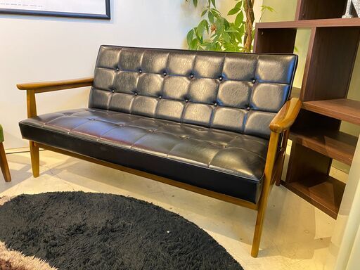 宇都宮でオシャレな家具を探すなら『オトワリバース！』カリモク60 Kチェア 2シーター スタンダードブラック ソファ karimoku 中古品