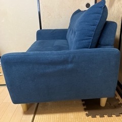【至急】2人掛けソファ（取りに来ていただければ無料！）の画像