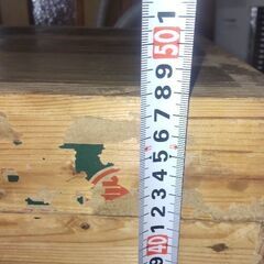 古い茶箱の画像