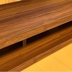 【引取り決定しました】テレビボード　ロー　ウォルナット　木目調の画像
