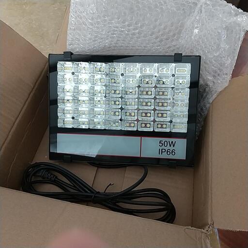 LED　工事用　照明　3000ｋ